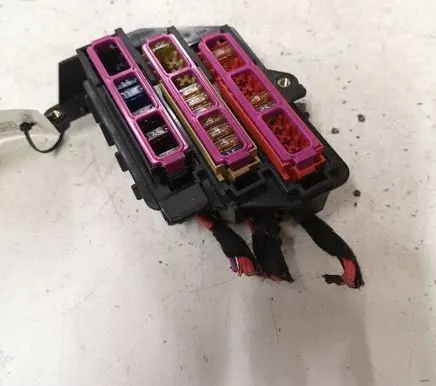 Audi A6 S6 C6 4F Fuse module 4F2971845A