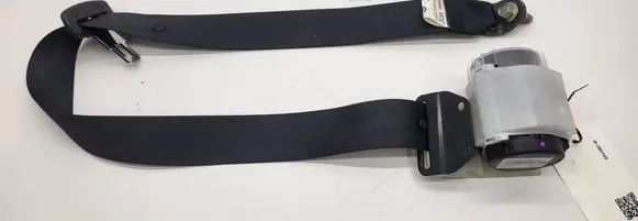 Nissan Leaf I (ZE0) Middle seatbelt (rear) 633731501A