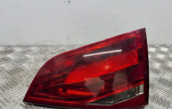Audi A4 S4 B8 8K Tailgate rear/tail lights 166974