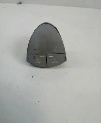 Mercedes-Benz ML W163 Alarm switch A2118213151Q3