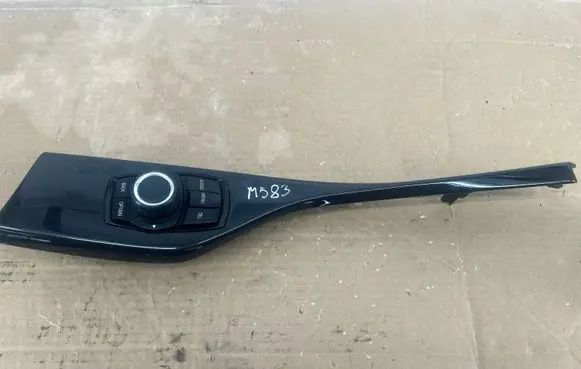BMW 1 F20 F21 Head unit multimedia control 9317695 033623201 140426R02