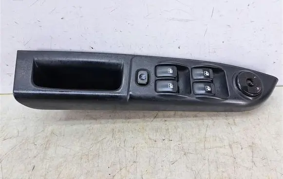 Hyundai Getz Quarter vent window switch 