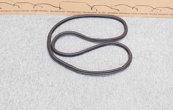 Volkswagen Golf VII Front door rubber seal 5GE867912
