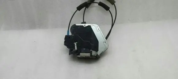 Lexus IS-F Rear door lock 6906053051R