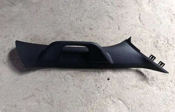 Dodge RAM (A) pillar trim 6bn44trmag