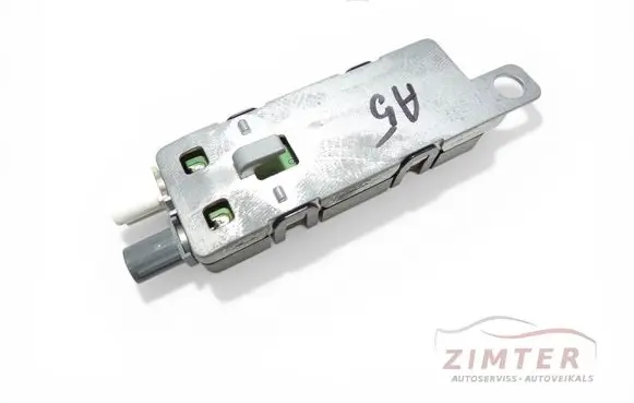 Audi A5 Sportback 8TA Aerial antenna amplifier 8T8035225C