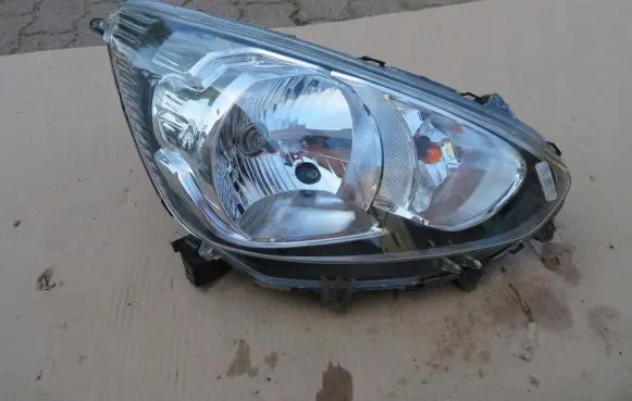 Mitsubishi Space Star Headlight/headlamp
