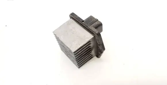 Suzuki Grand Vitara II Heater blower motor/fan resistor