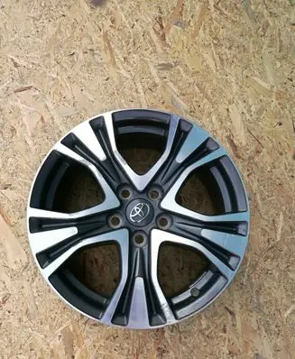 Toyota RAV 4 (XA40) R17 alloy rim 5X114