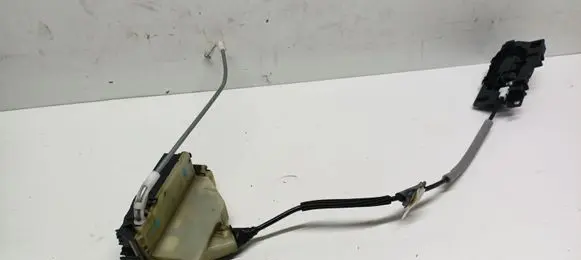 Citroen C4 II Front door lock 9685351480 40627185