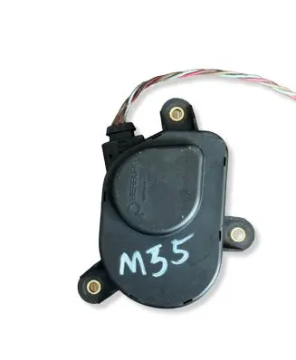 Mercedes-Benz E W211 Intake manifold valve actuator/motor A6111500494