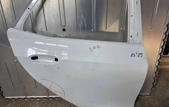 Volkswagen ID.3 Rear door 