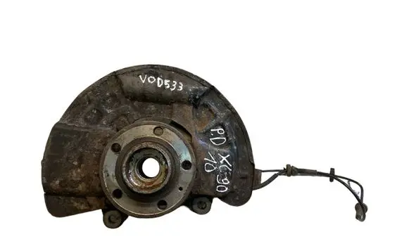 Front wheel hub