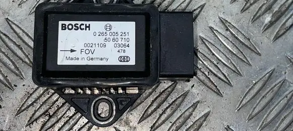 Saab 9-5 ESP acceleration yaw rate sensor 5060710 0021109 0265005251