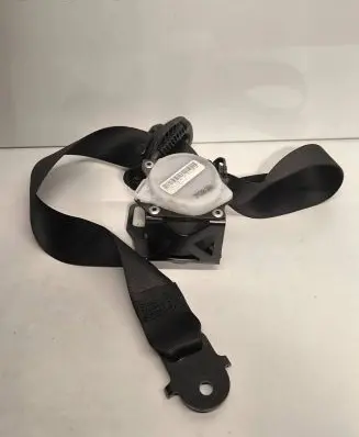 BMW X6 E71 Front seatbelt 306090410