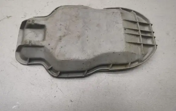 Mercedes-Benz W123 Headlight/headlamp dust cover 