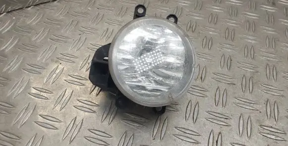Toyota Auris E180 Front fog light 8121002110