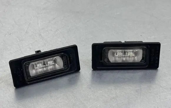 Audi A6 S6 C7 4G Number plate light 4G0943021