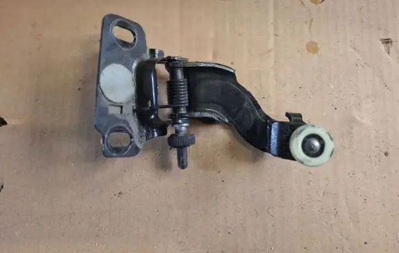 Ford B-MAX Sliding door upper top rail 