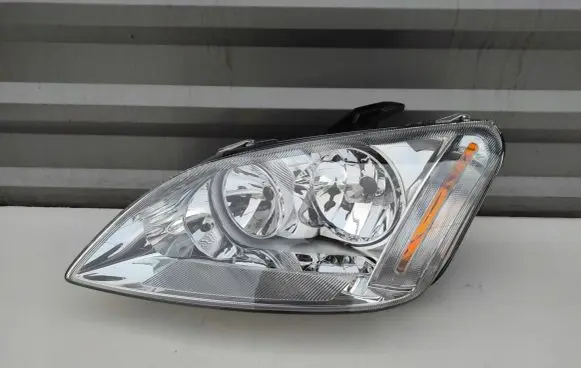 Ford C-MAX I Headlight/headlamp 3M5113101AA