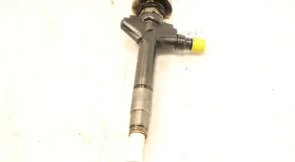Mazda 6 Fuel injector