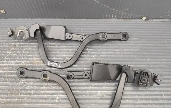BMW 3 E92 E93 Convertible roof hinge 1037410 1037409