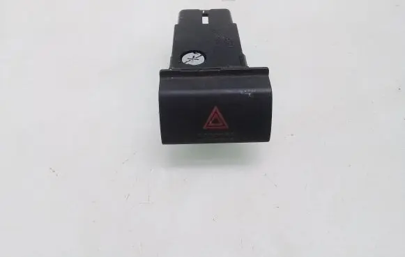 Toyota Avensis T220 Hazard light switch 5544620140
