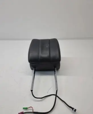 Land Rover Discovery 5 Front seat headrest 