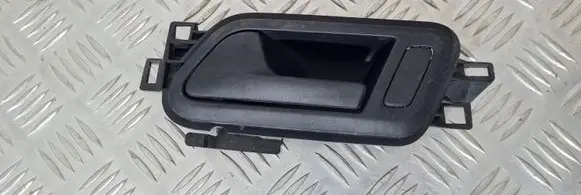 Volkswagen Amarok Front door interior handle 2H0867255C