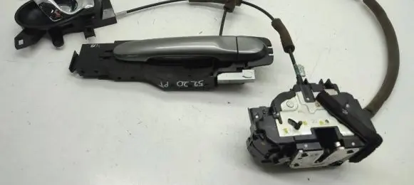 Nissan Note (E12) Rear door lock