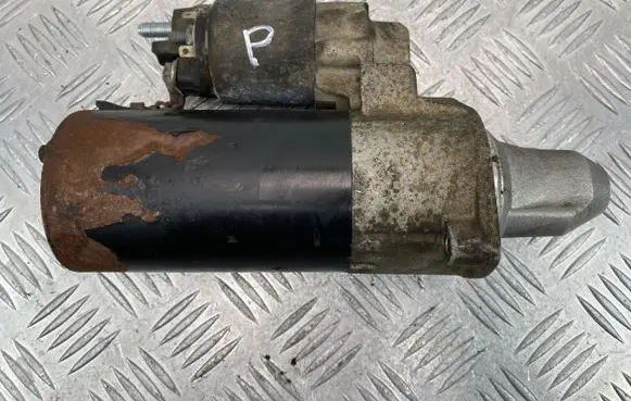Mercedes-Benz E W211 Starter motor A0061516201