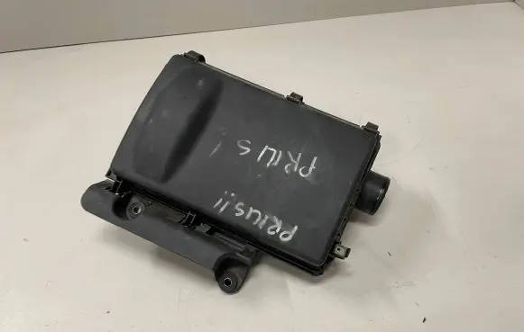 Toyota Prius (XW20) Air filter box 1001406970 2220422010
