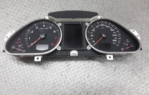 Audi A6 S6 C6 4F Speedometer (instrument cluster) 5550007301