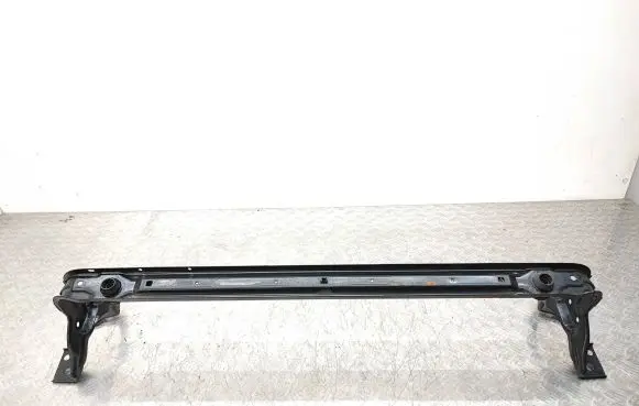 Volvo V40 Radiator mount bracket