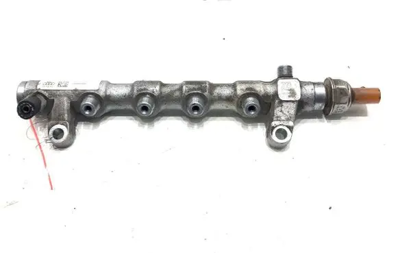 Volkswagen Tiguan Fuel main line pipe 03L130089J