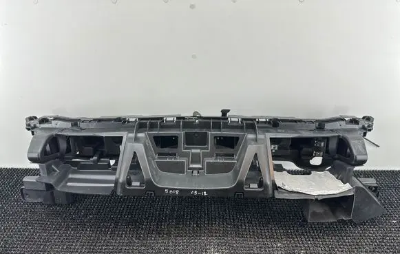 Peugeot 5008 Top upper radiator support slam panel 9686185080