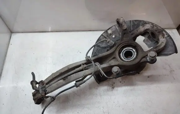 Audi Q7 4L Front wheel hub 7L0407258A