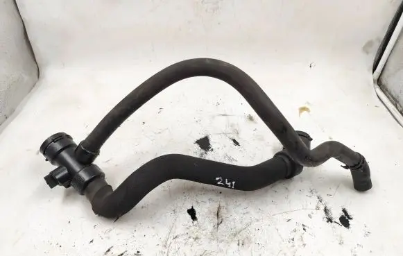 Audi A4 S4 B7 8E 8H Engine coolant pipe/hose 8E01210491