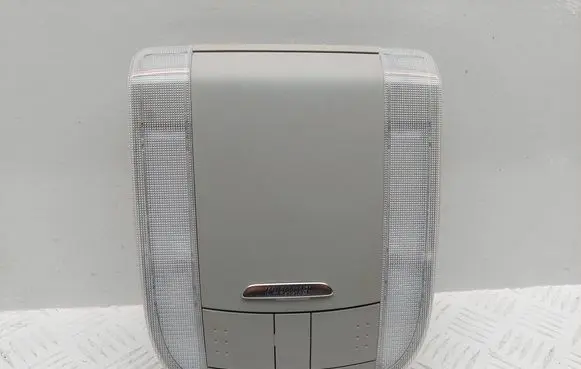Toyota Auris 150 Front seat light 8126002100B0