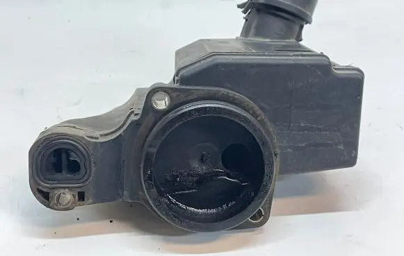 Volkswagen Golf IV Breather hose/pipe 036103464G