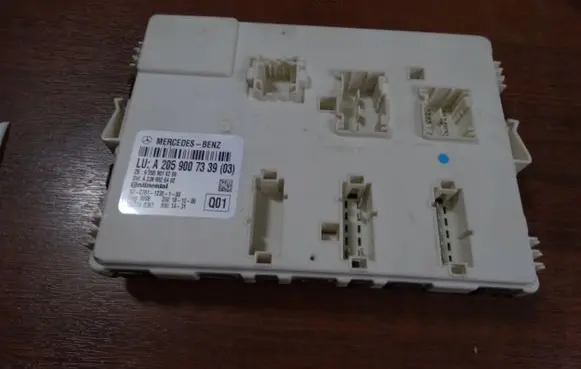 Mercedes-Benz C W205 Trunk lid opening control unit A2059007339w205