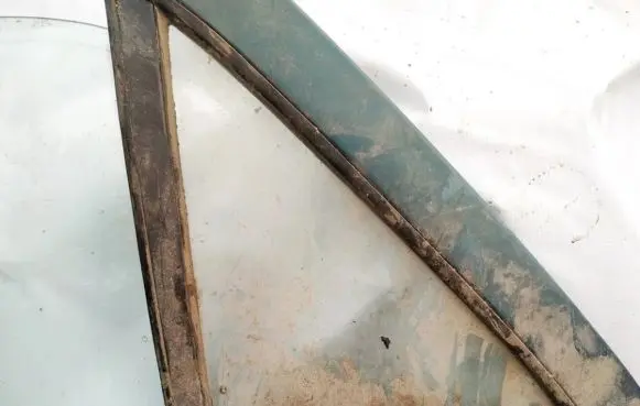 Fiat Tipo Rear vent window glass 