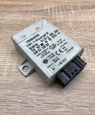 BMW 5 E60 E61 Immobilizer control unit/module 6905668