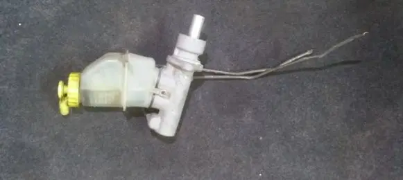 Volkswagen Caddy Master brake cylinder 21030799