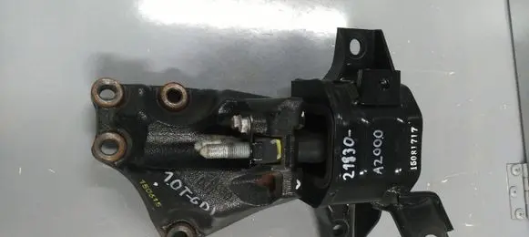 KIA Ceed Gearbox mounting bracket 21830-A2000 15081717