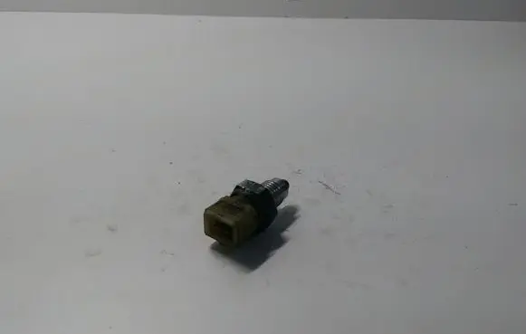 BMW 5 E39 Reversing light switch sensor 7506637