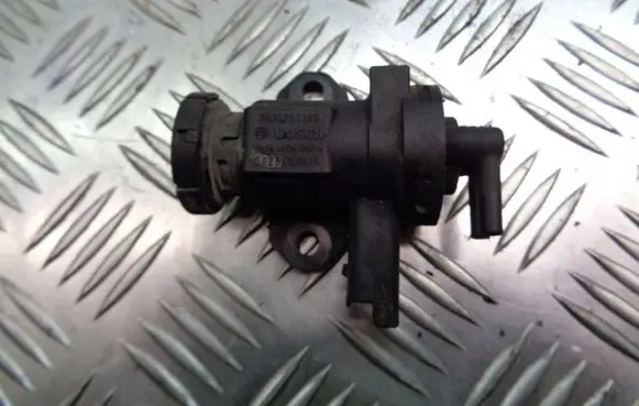 Peugeot 607 Turbo solenoid valve 9635704380