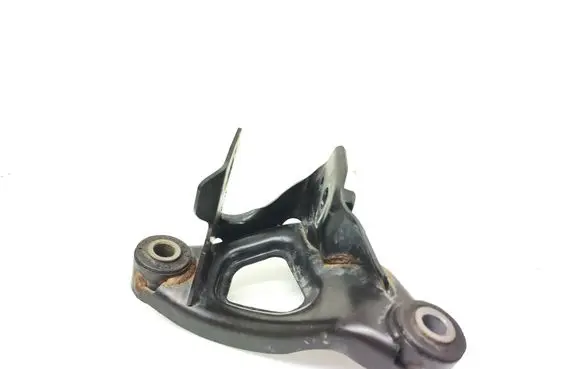 Tesla Model 3 Engine mounting bracket 111023200C 202600101100