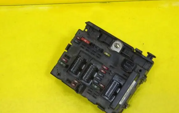 Peugeot 307 BSM Control unit 9643538180