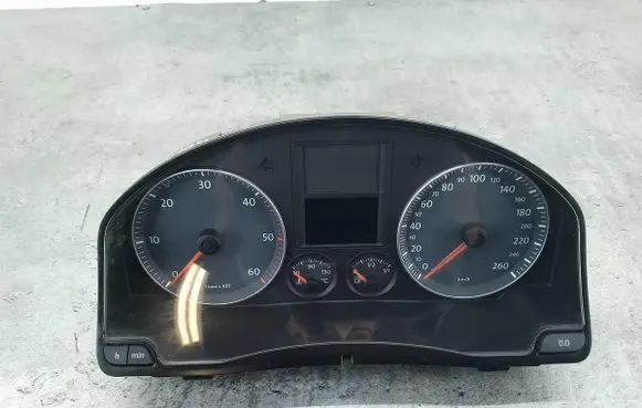 Speedometer (instrument cluster)